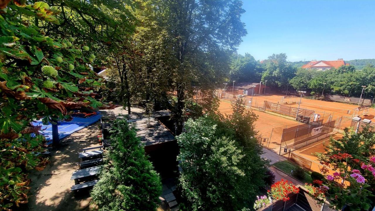 Hostel Cibulka Prague Luaran gambar